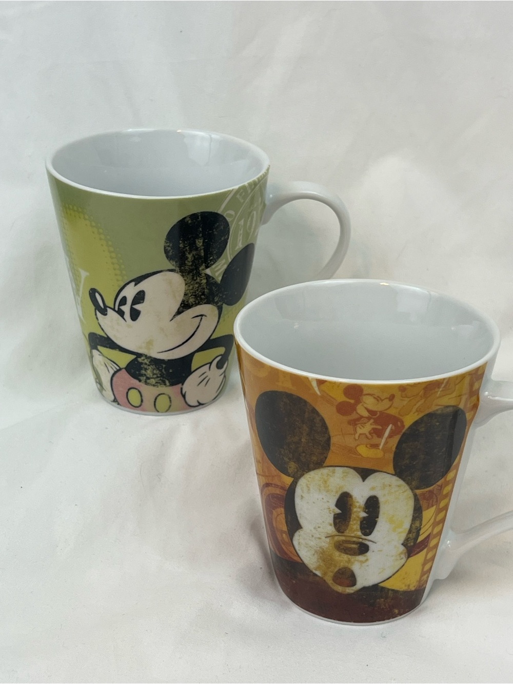 Disney “No Finer Friend” And “Comic Strip” Vintage Coffee Mugs Set Of Two Cups